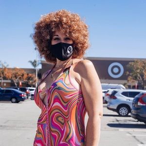 Meet your Posher, Dana